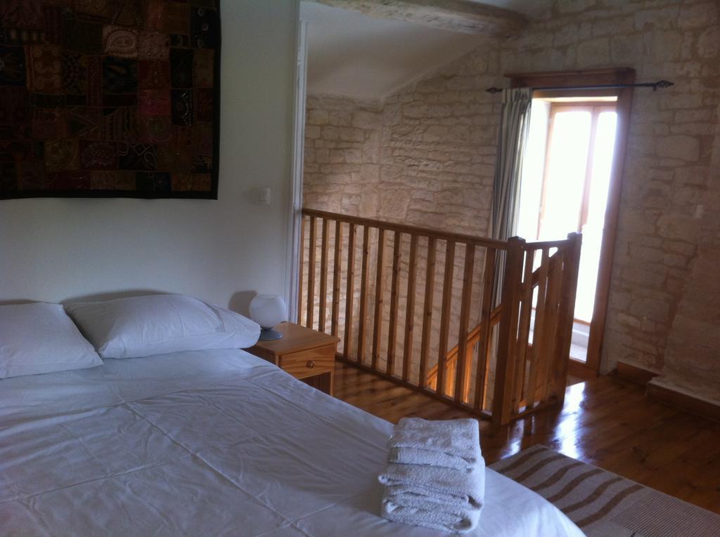 La Petite Maison Crezieres Quarto foto