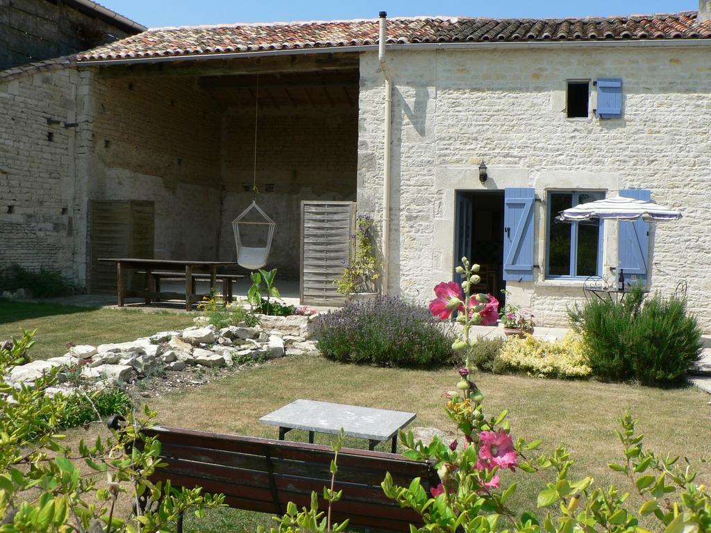 La Petite Maison Crezieres Quarto foto