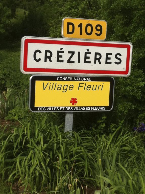 La Petite Maison Crezieres Quarto foto